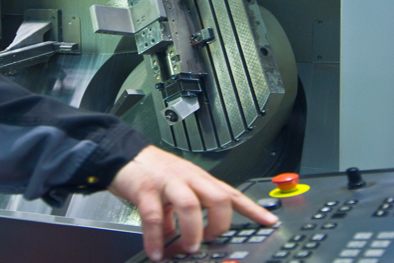 Innovativ-Mechanik Werkzeug + Maschinenbau NC Service GmbH, Nonnweiler-Primsta